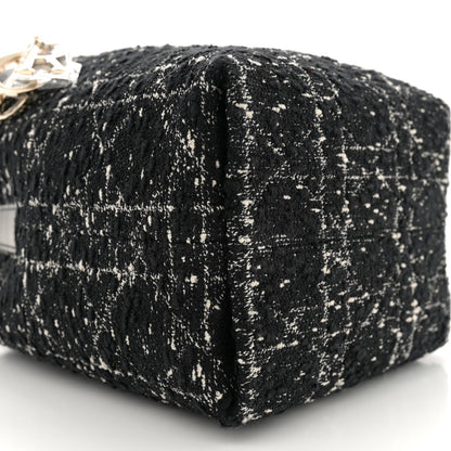 Tweed Cannage Small Vertical Toujours Black