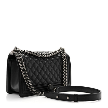 Caviar Quilted Medium Boy Flap Black