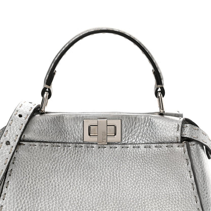 Cuoio Romano Lux Selleria Mini Peekaboo Iconic Satchel Argento