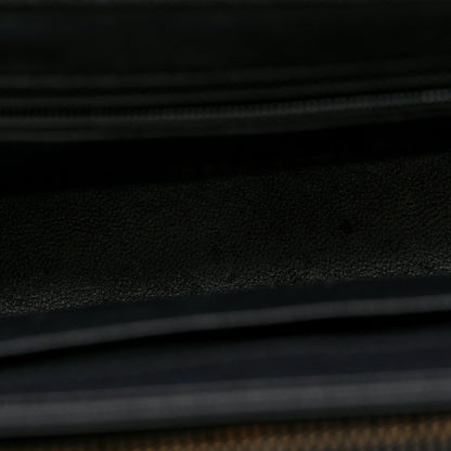 Caviar Quilted Medium Business Affinity Flap Black