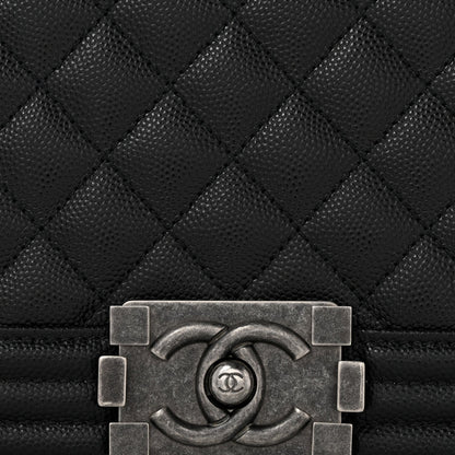 Caviar Quilted Medium Boy Flap Black