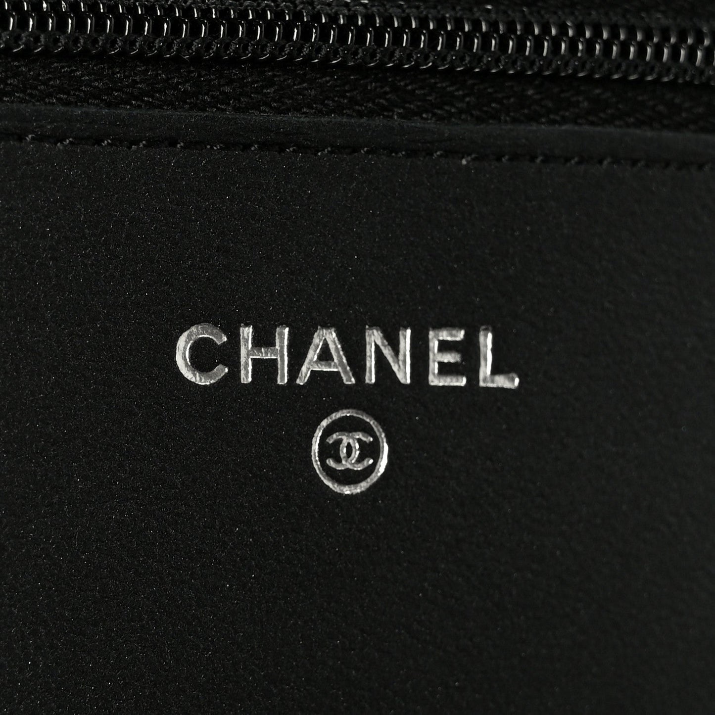 Lambskin Quilted Wallet On Chain WOC So Black