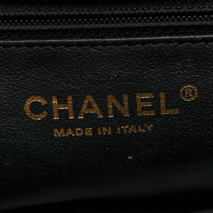 Caviar Quilted Medium Business Affinity Flap Black