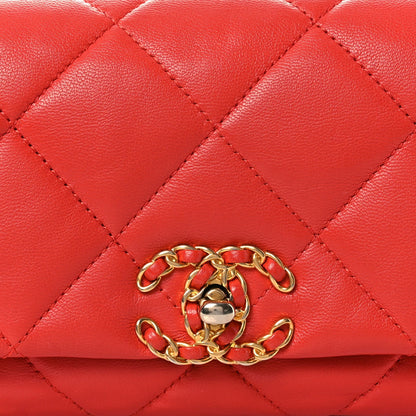 Lambskin Quilted Chanel 19 Waist Bag Red