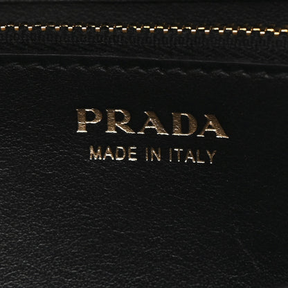 Vitello Move Metal Oro Chain Wallet Black