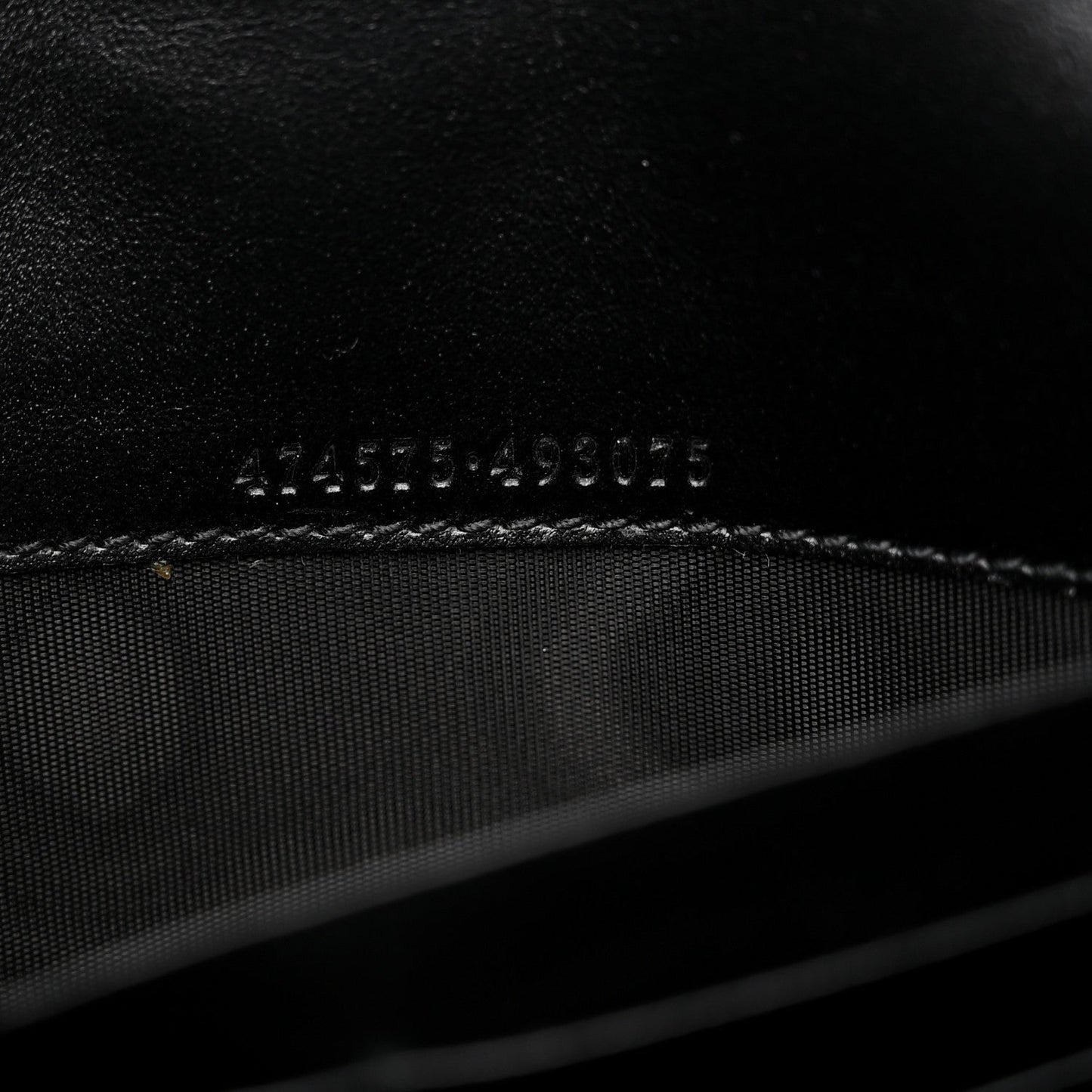 Calfskin Matelasse GG Marmont Chain Wallet Black