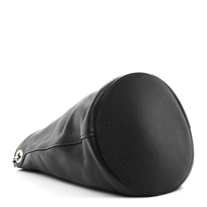 Vitello Daino Bucket Bag Black