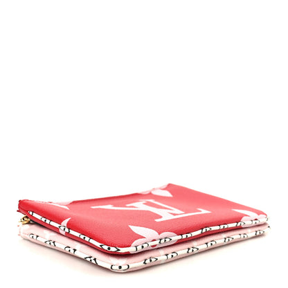 Monogram Giant Double Zip Pochette Rouge