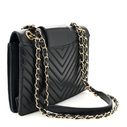 Shiny Sheepskin Chevron Quilted Collar and Tie Flap Navy