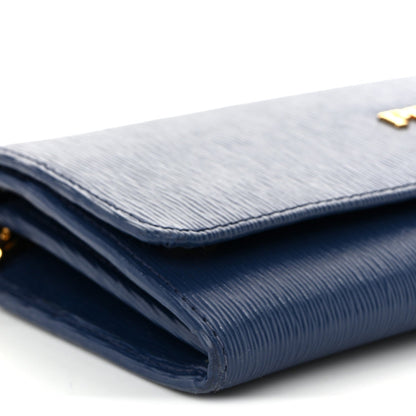 Saffiano Wallet on Chain Bluette