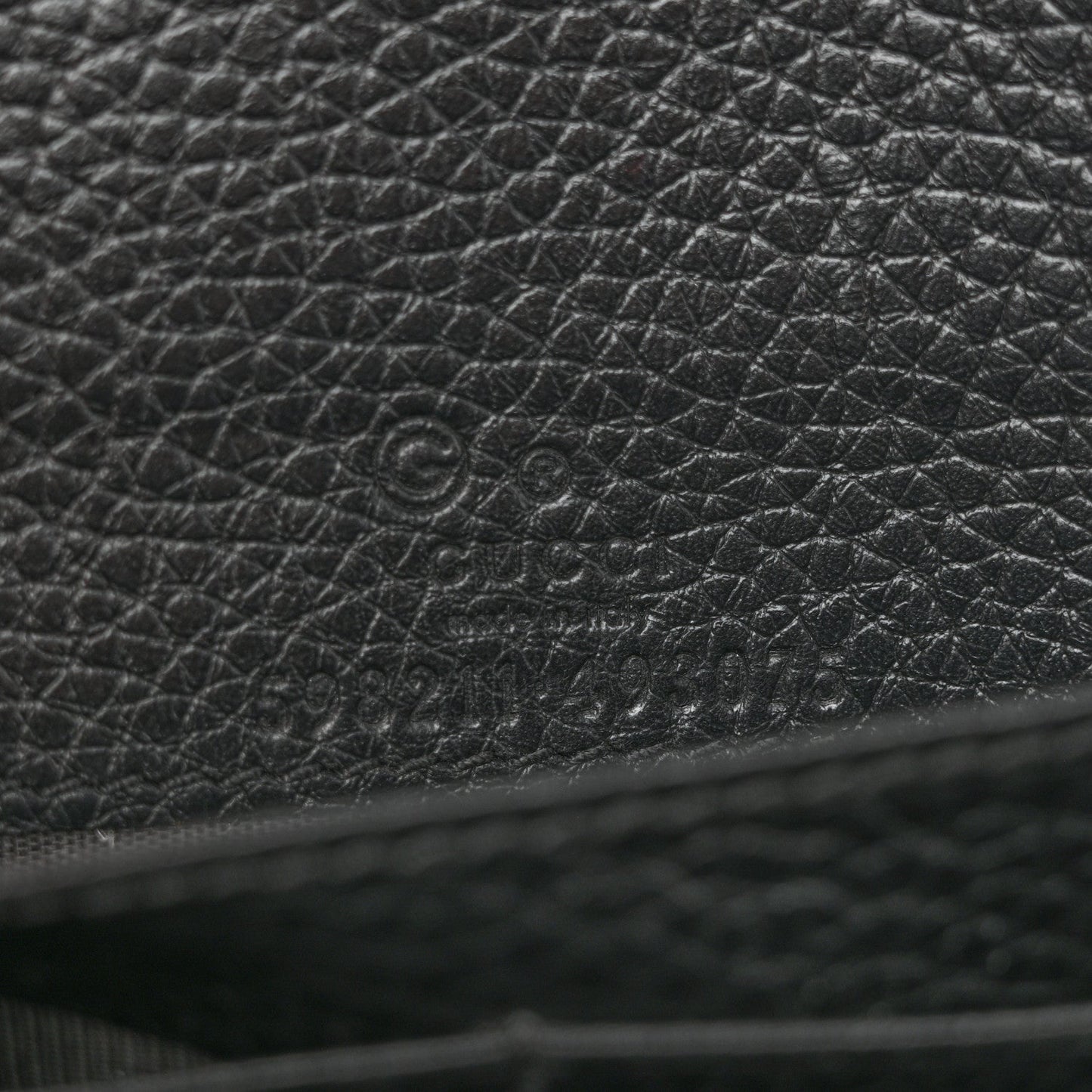 Pebbled Calfskin Soho Wallet On Chain Black