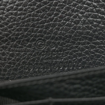 Pebbled Calfskin Soho Wallet On Chain Black