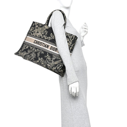 Canvas Embroidered Large Ornamental Cornely Book Tote Black Beige