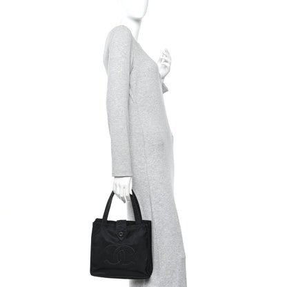 Nylon Button CC Tote Black