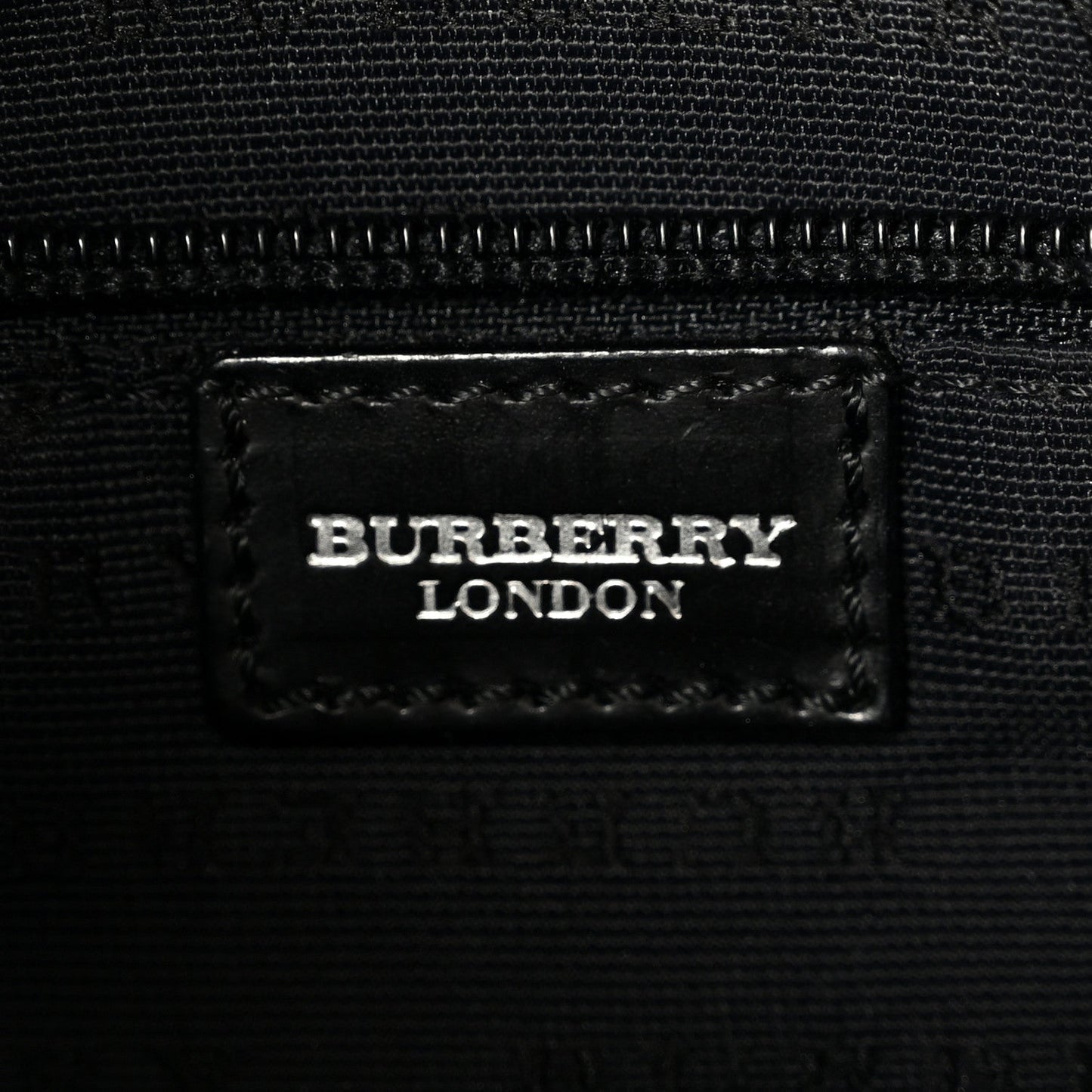 Vintage Check Shoulder Bag Black