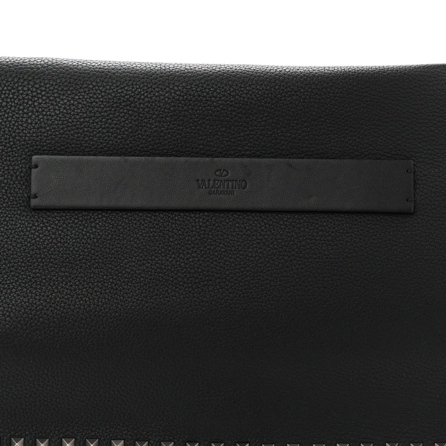 Pebbled Calfskin Rockstud Messenger Black