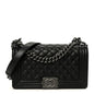 Caviar Quilted Medium Boy Flap Black