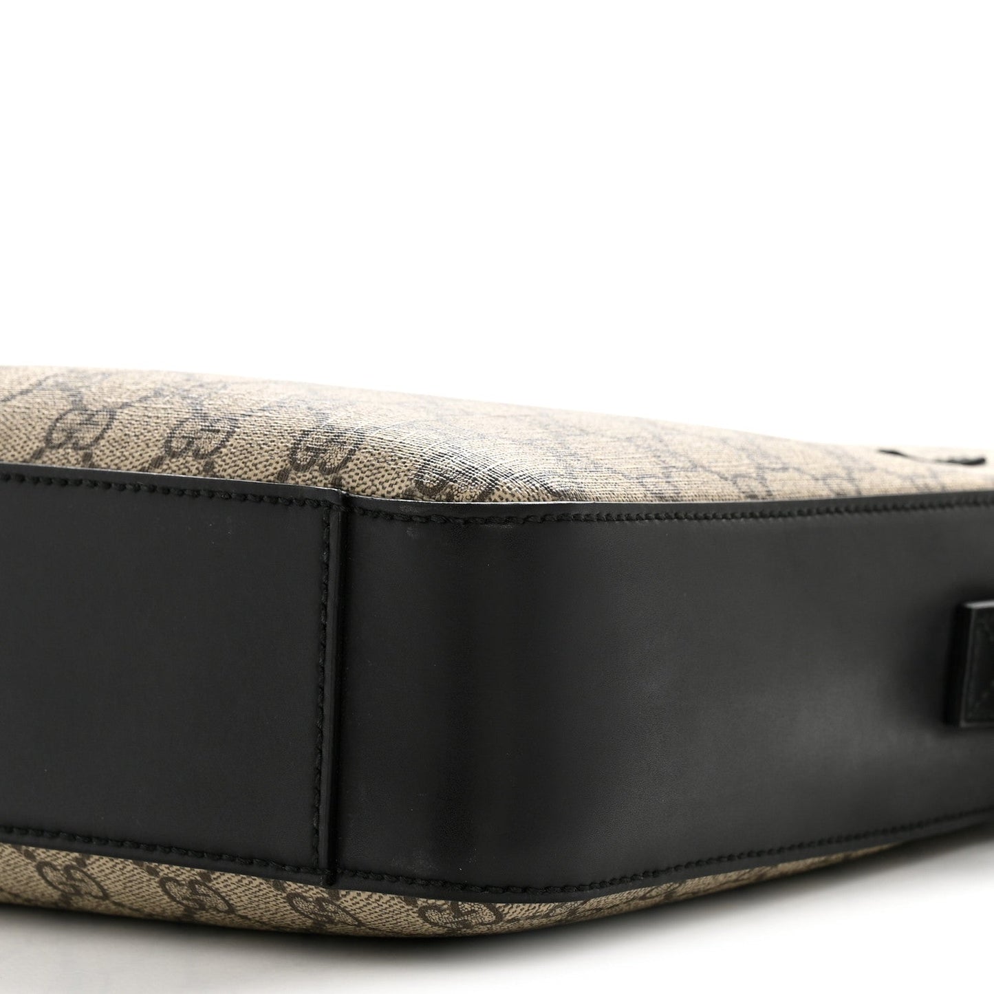 GG Supreme Monogram Flat Messenger Bag Beige Black New Acero