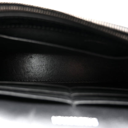Shiny Calfskin Monochrome Crocodile Embossed Hourglass Chain Bag Black