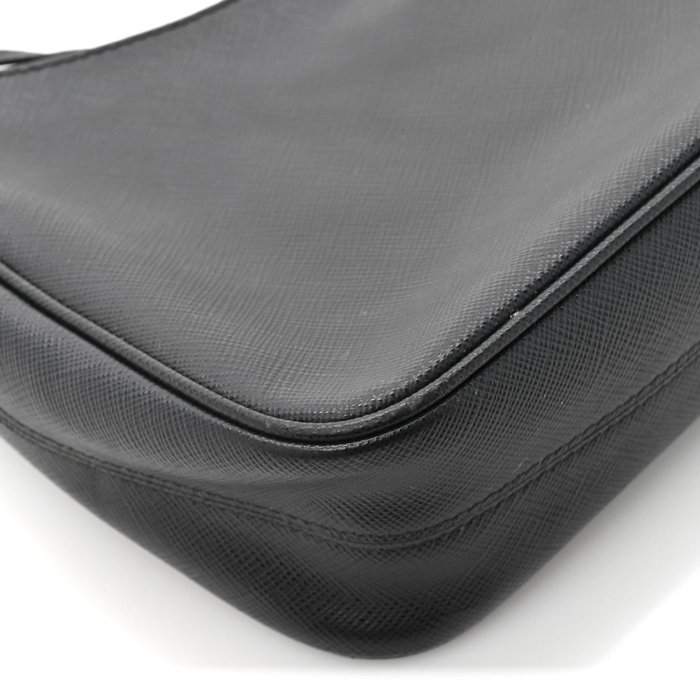 Saffiano Lux Re-Edition 2005 Shoulder Bag Black