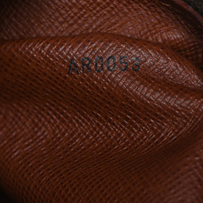 Monogram Amazone