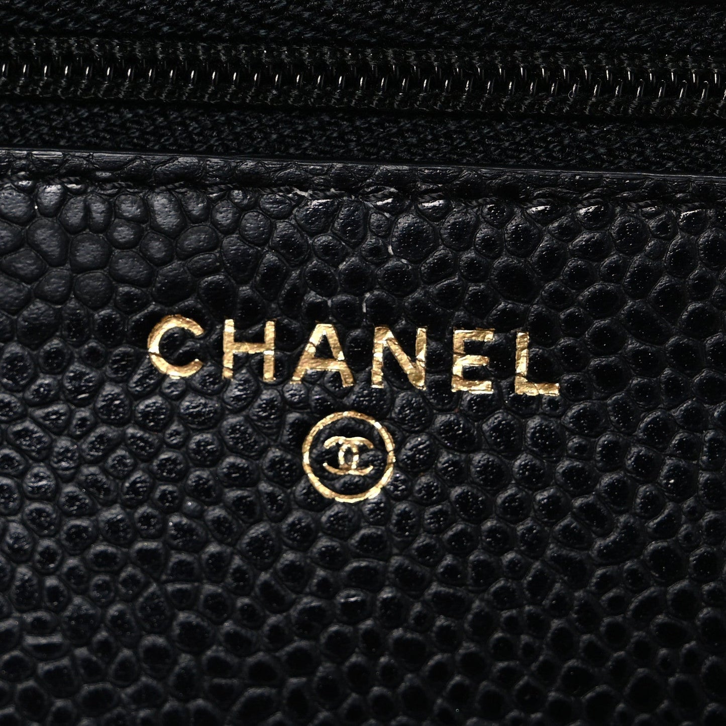 Caviar Quilted Wallet on Chain WOC Black