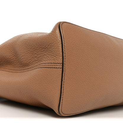 Pebbled Calfskin Large Soho Hobo Camelia