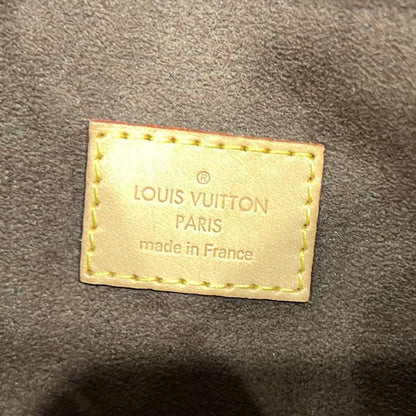 LOUIS VUITTON Metis Hobo Monogram Canvas Shoulder Bag Brown
