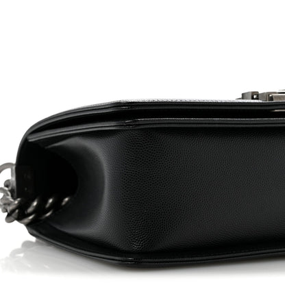 Caviar Quilted Medium Boy Flap Black