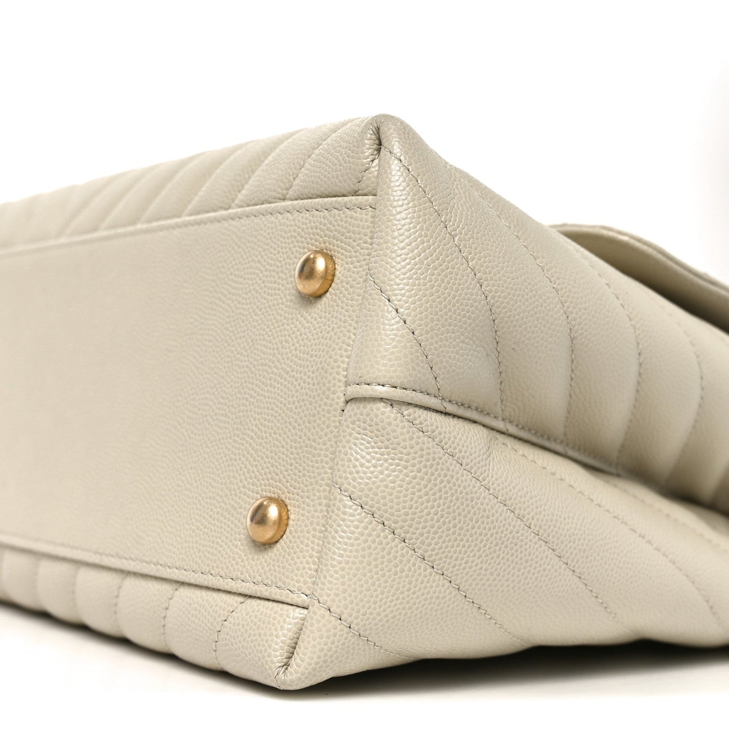 Caviar Chevron Quilted Medium Coco Handle Flap White