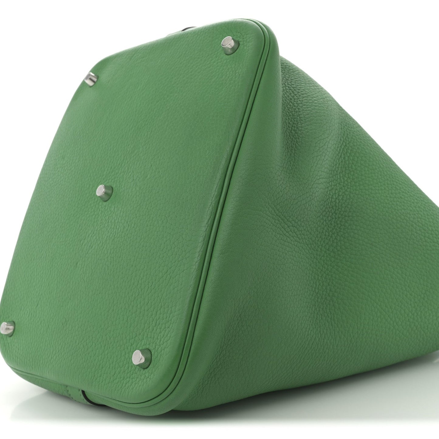 Taurillon Clemence Picotin Lock 26 GM Bamboo