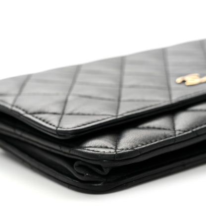 Lambskin Quilted Wallet On Chain WOC Black