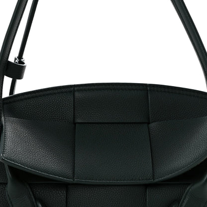 Grained Calfskin Maxi Intrecciato Small Arco Pine Green