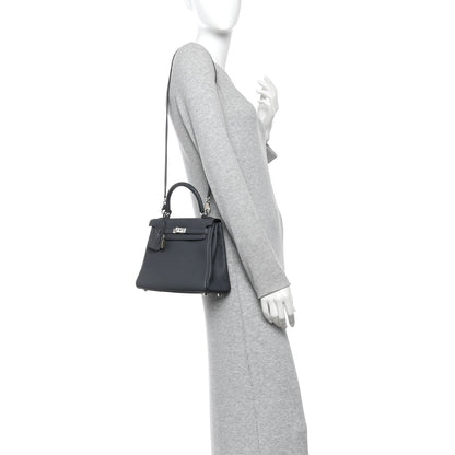 Togo Kelly Retourne 25 Gris Misty