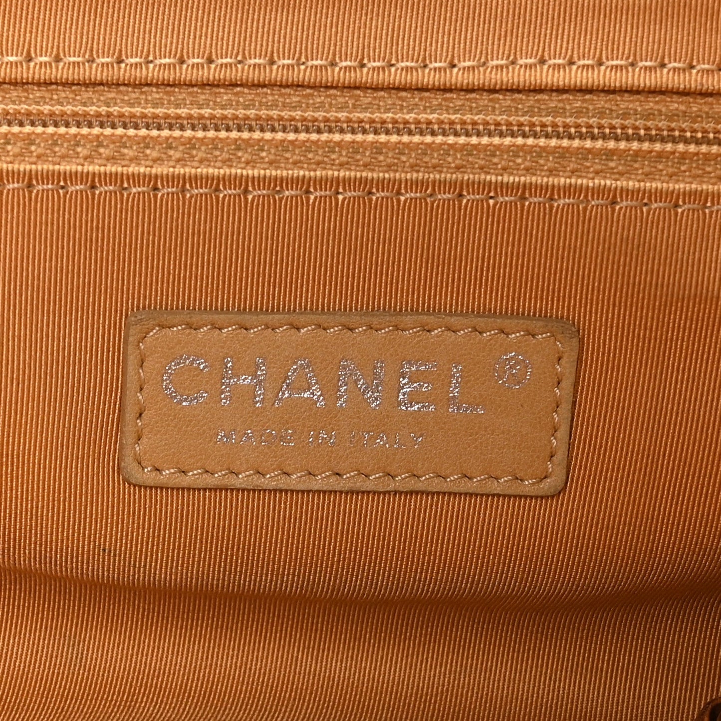 Washed Lambskin Medium Chain Around Messenger Brown