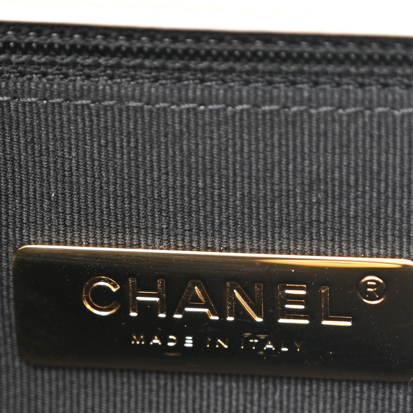Lambskin Quilted Medium Chanel 19 Flap White