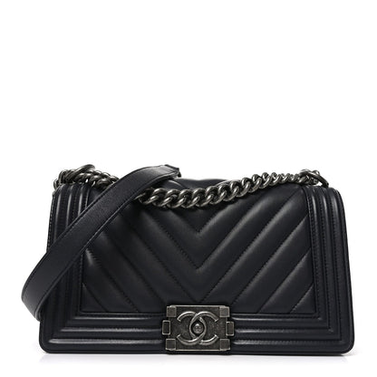 Lambskin Chevron Quilted Medium Boy Flap Black