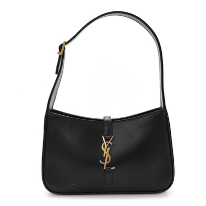 Smooth Calfskin Le 5 A 7 Hobo Black