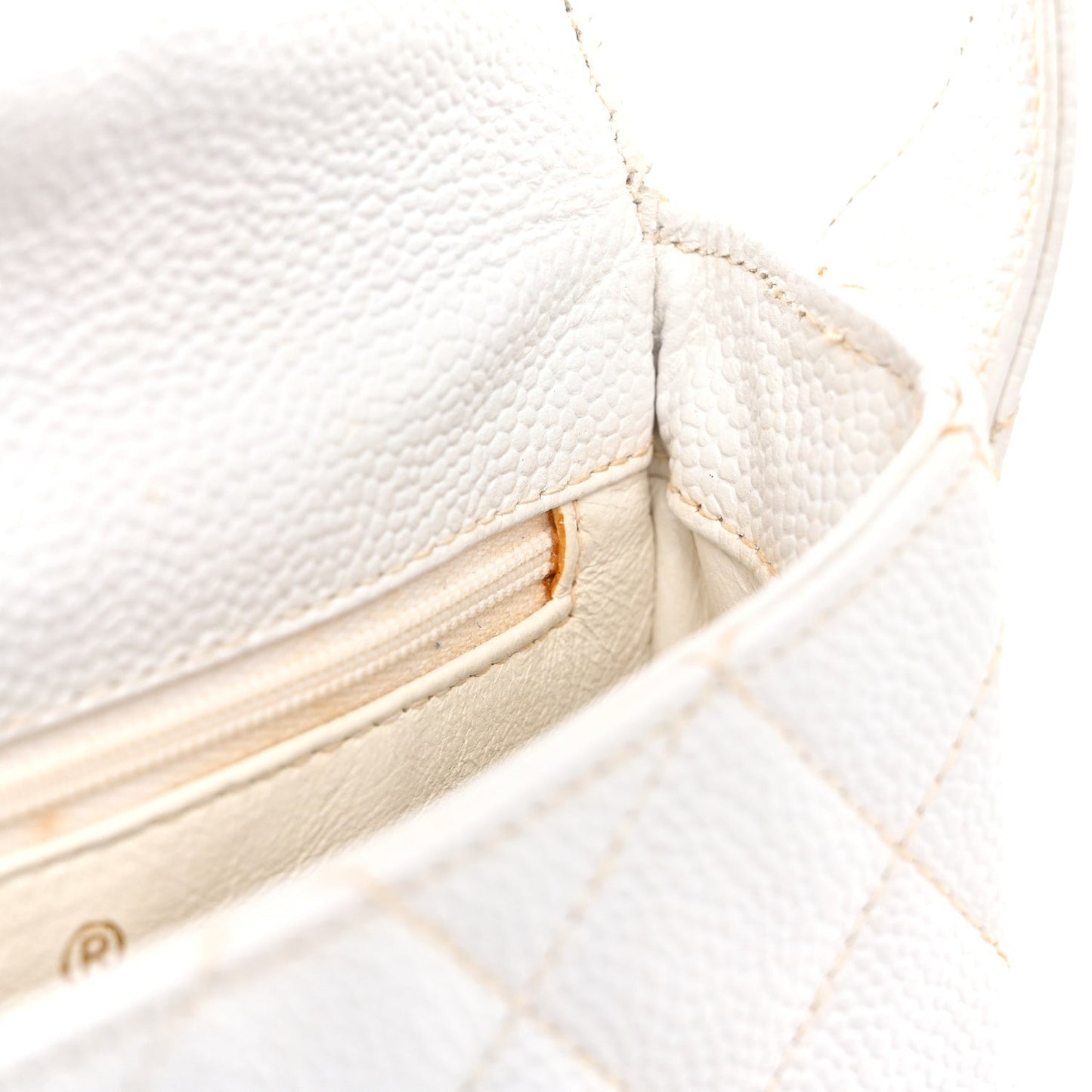 Caviar CC Shoulder Bag White