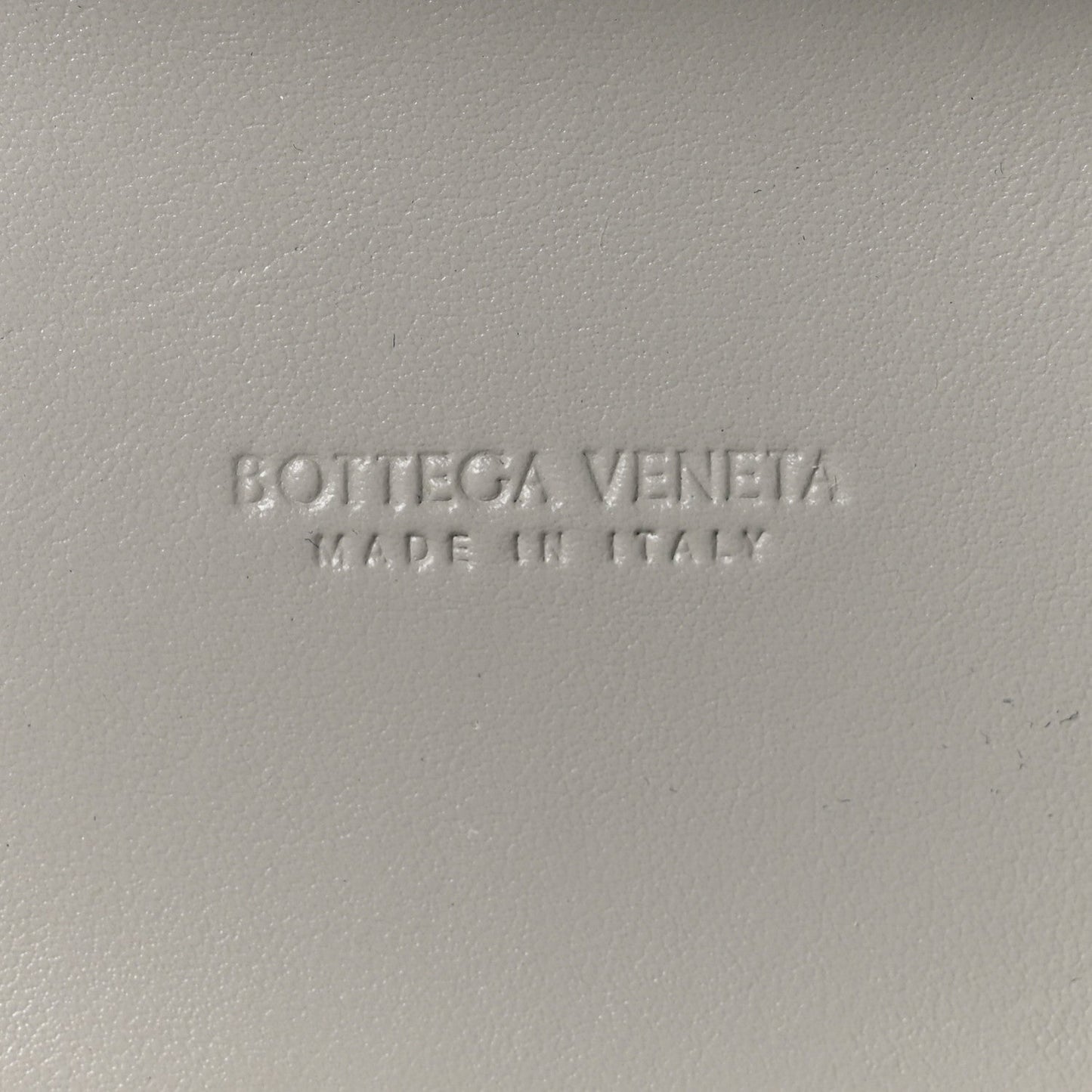 Nappa Intrecciato Small Vanity Case On Strap Agate Grey