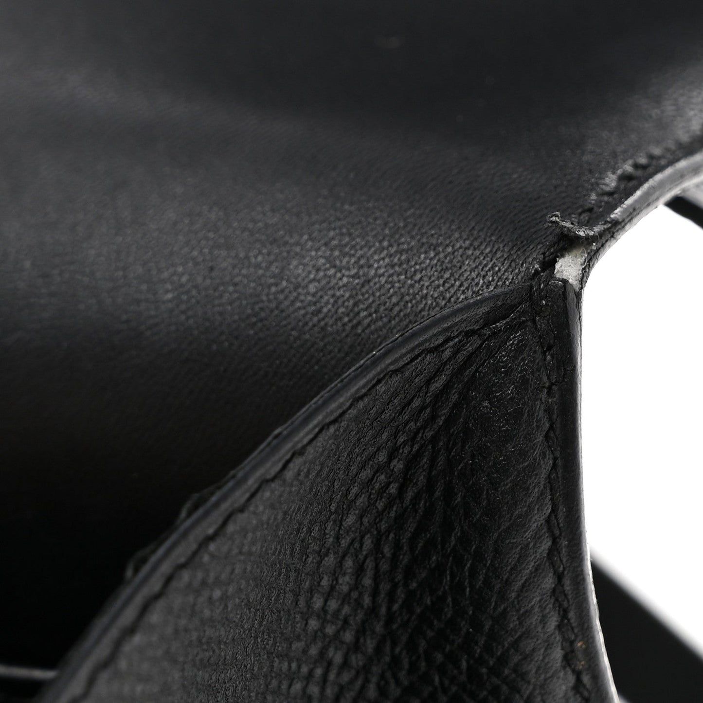 Epsom Constance 18 Black