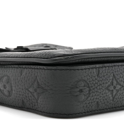 Taurillon Monogram S Lock Wearable Wallet Black