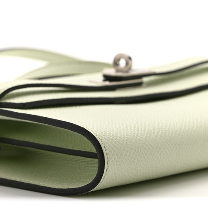 Epsom Kelly Wallet To Go Vert Fizz