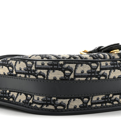 Oblique Medium Bobby Flap Blue