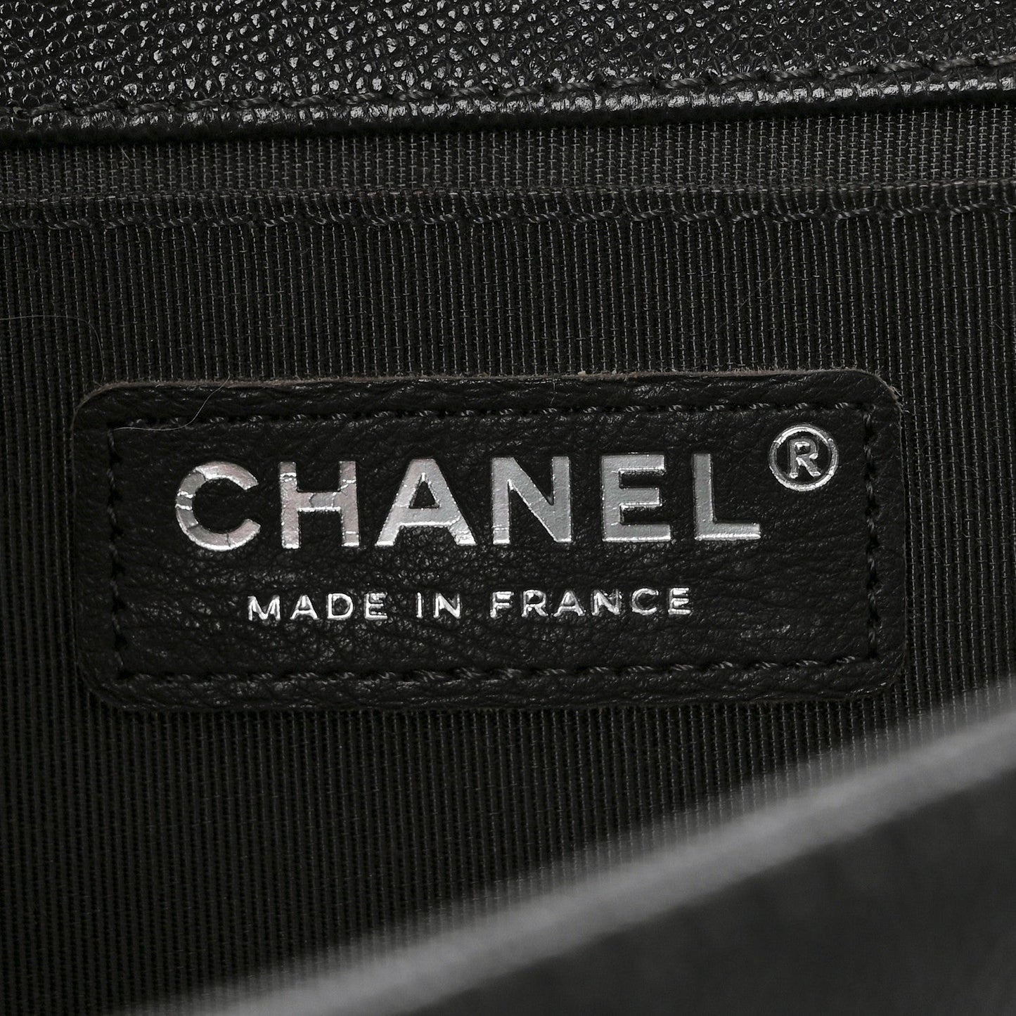 Caviar Quilted Medium Boy Flap Charcoal