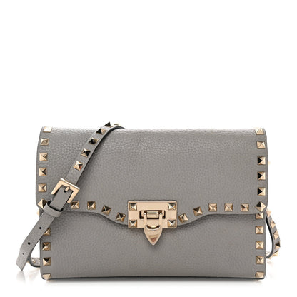 Pebbled Calfskin Medium Rockstud Flip Lock Crossbody Bag Pastel Grey