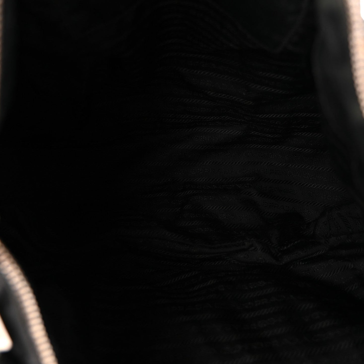 Tessuto Nylon Vitello Daino Shopping Satchel Black