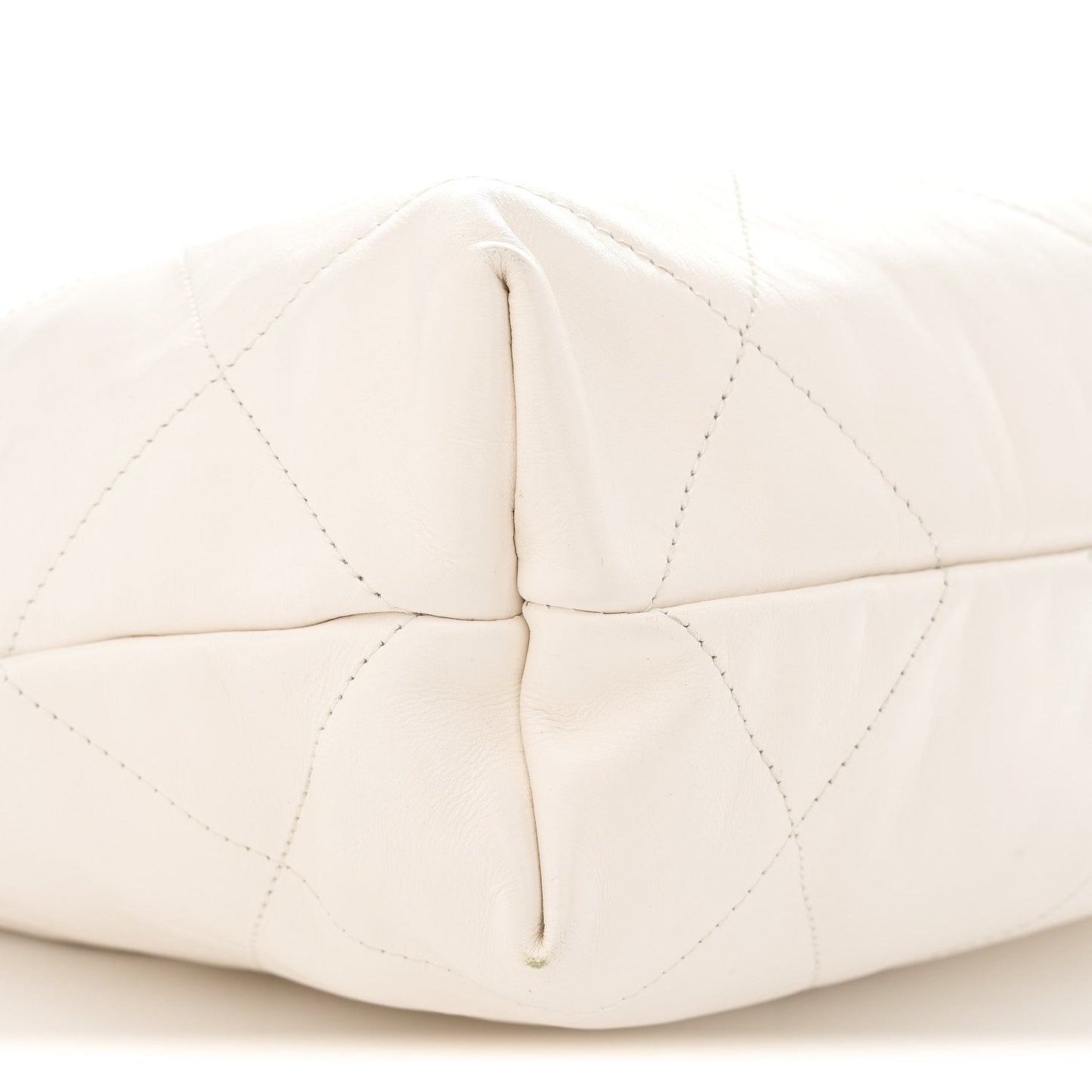 Shiny Calfskin Quilted Small Chanel 22 White