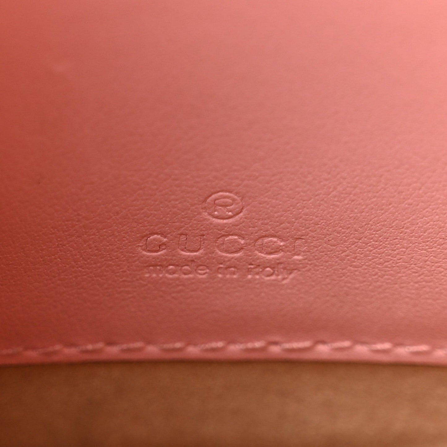 Calfskin Matelasse Mini GG Marmont Crossbody Bag Wild Rose