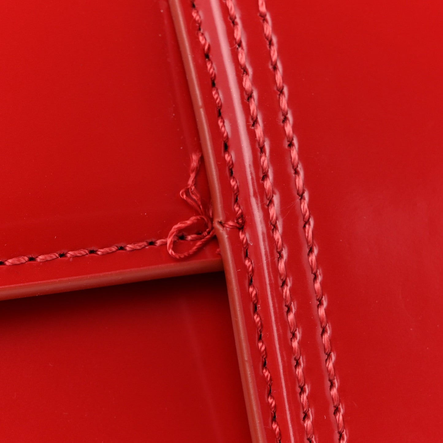 Glazed Calfskin Le Bambino Long Red